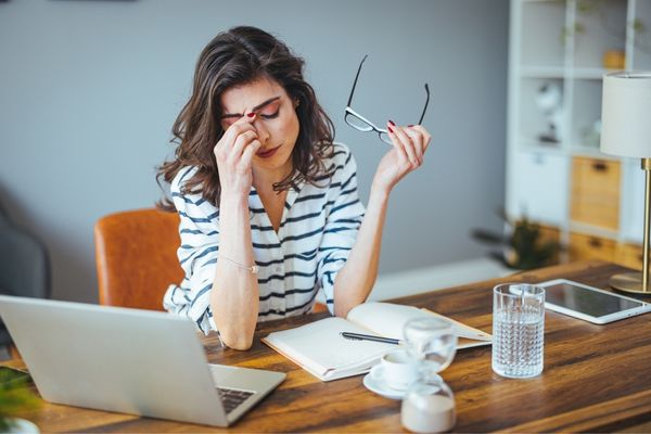 Woman confused about regulation and deadline awareness