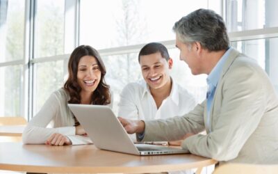 What Is The Difference Between Tax Consultant And Tax Lawyer?