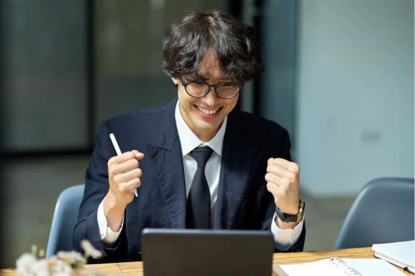 Man promoted despite having a wage garnishment