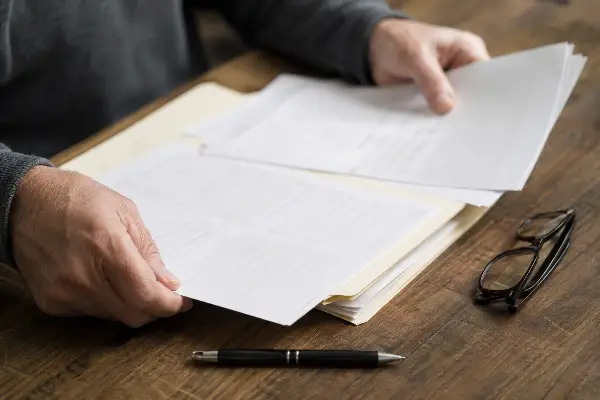 Organizing joint return paperwork to file an injured spouse allocation